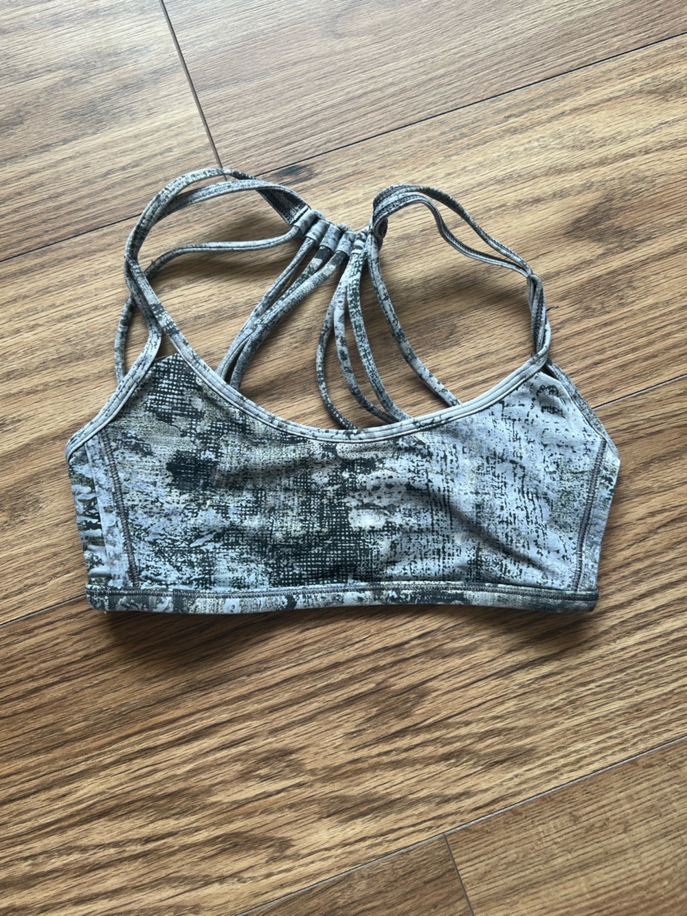 Lululemon Light Up Womens Sports Bra